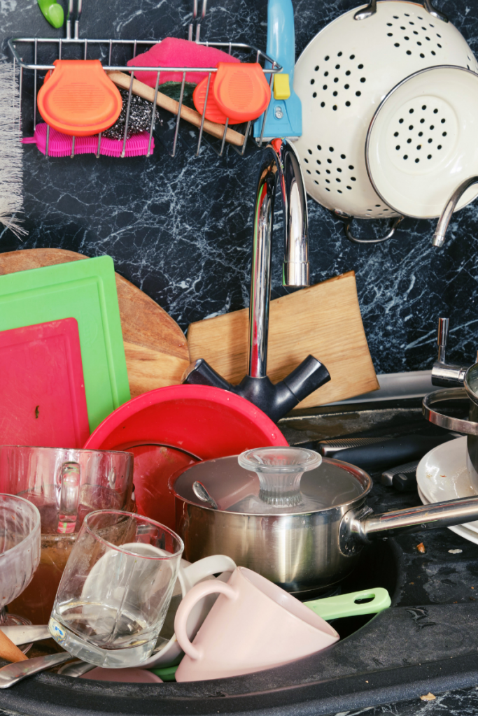 Clutter in a kitchen sink
